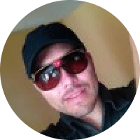 Reviewer profile image for @mickyvallierom